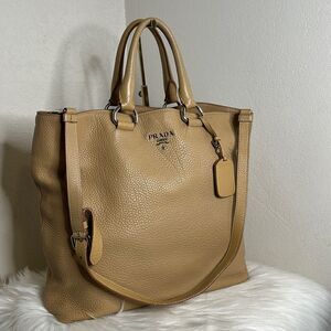 💯 Authentic Prada Tote Bag, Two- Way🍀